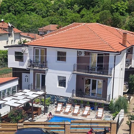 Villa Pegasus Pestani Ohrid Exterior foto